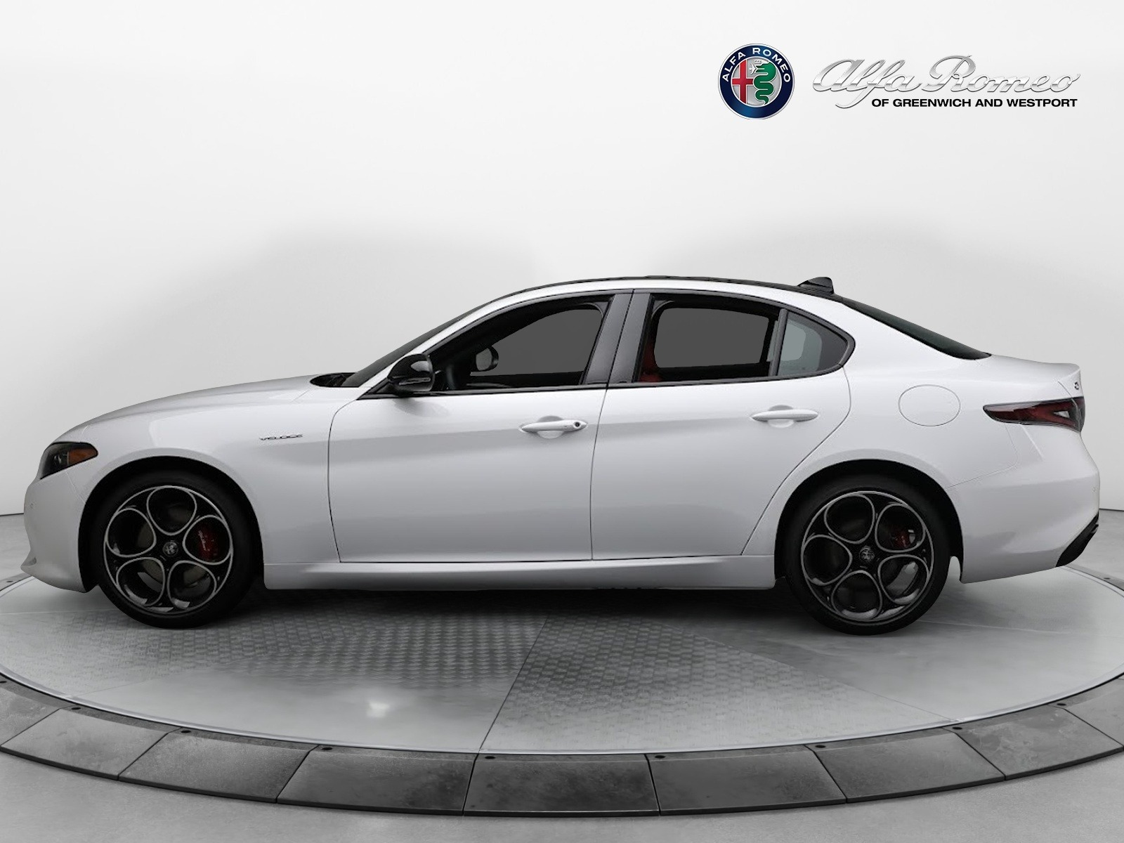 New 2024 Alfa Romeo Giulia Veloce 4D Sedan in Merriam #A1313